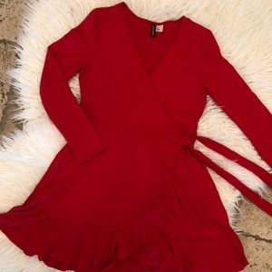 H&M "Wrap dress in Red"